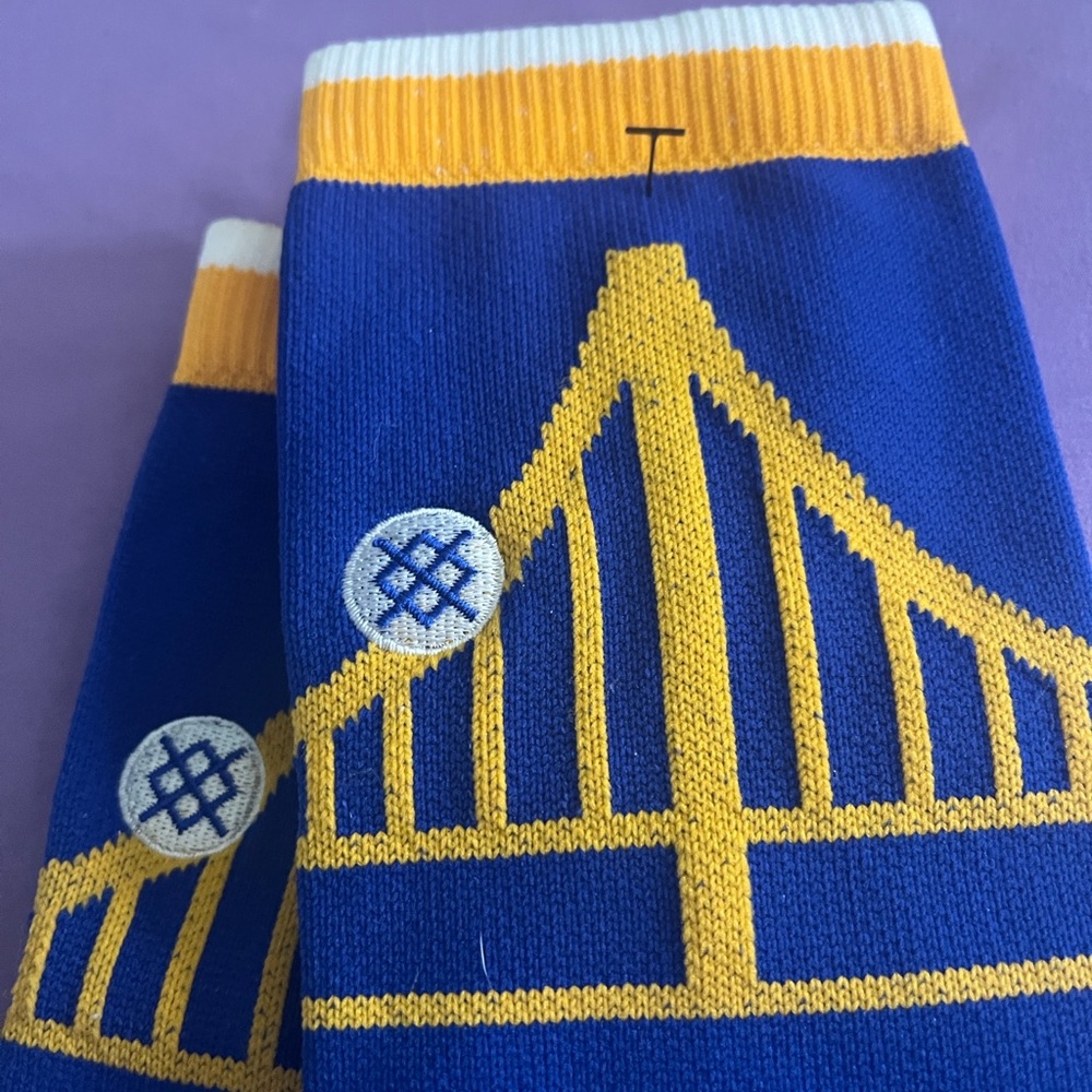Golden Stare Warriors. Blue and Yellow Bridge Design Socks. NBA NWOT.